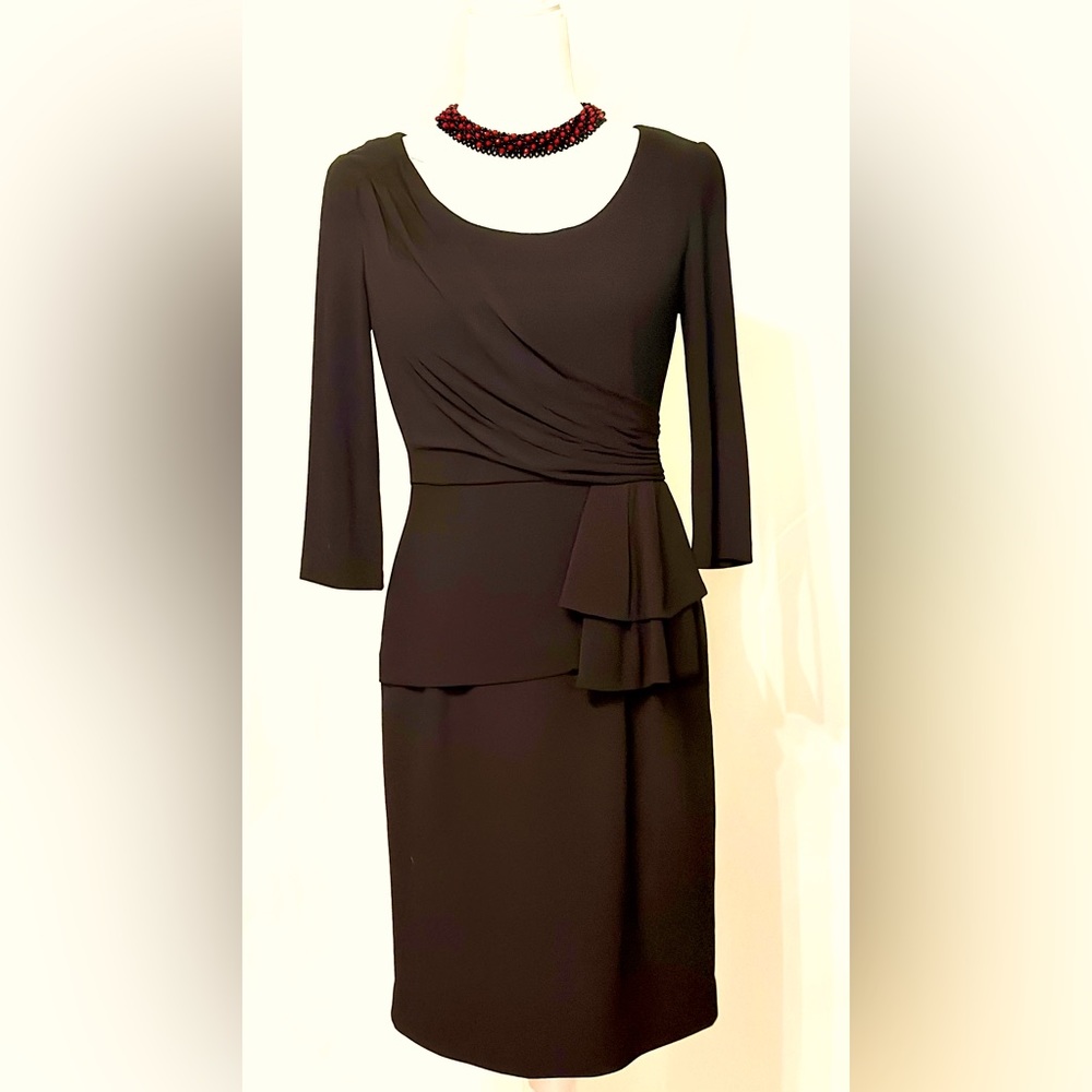 Kay Unger Black Cocktail Dress, knee length, size 2.